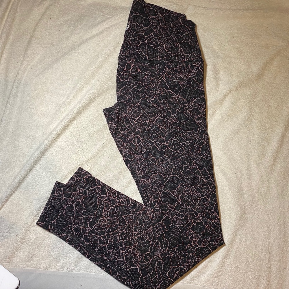 lululemon Align 28”